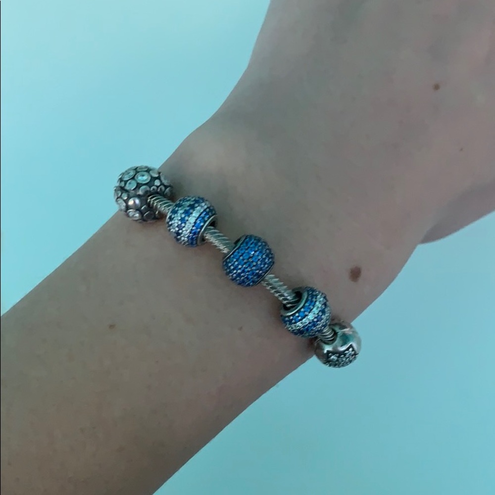 Pandora Bracelet *PRICE NEGOTIABLE*